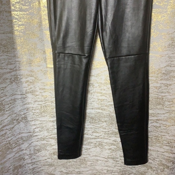 DYNAMITE Black Faux Leather Stretch Pants/Leggings Size XS - Picture 4 of 11